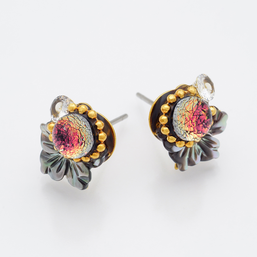 【み松】雨氣 貝繕いピアス他4点 雲間から覗く太陽。曇りのち輝く雨 ピアス E00096 | EMMA GRAND