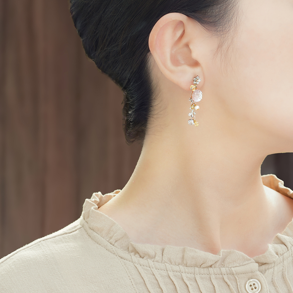 █haruharu★ピアス シルバーポスト》グロッシーハートピアス（ピアス（両耳用