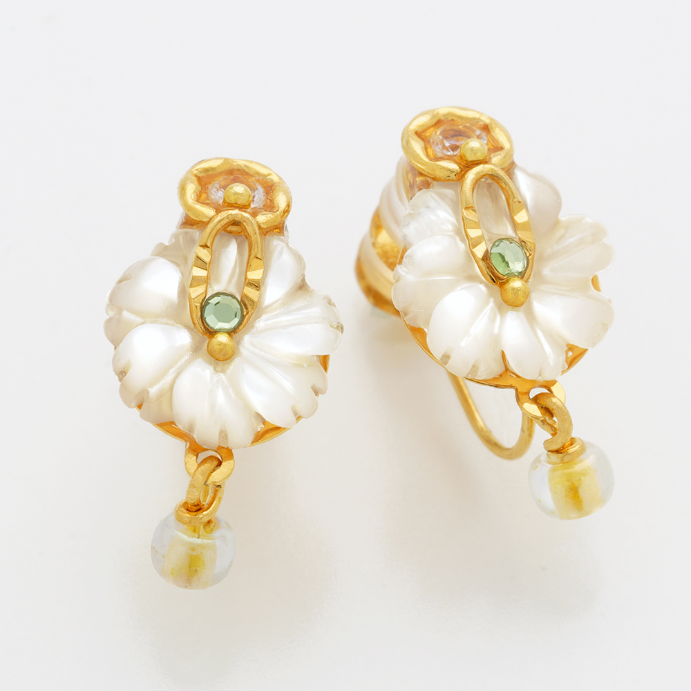 JewelryKyoto onlinestore ぴあり ｜ 黄色のマーガレット ｜ 痛くない