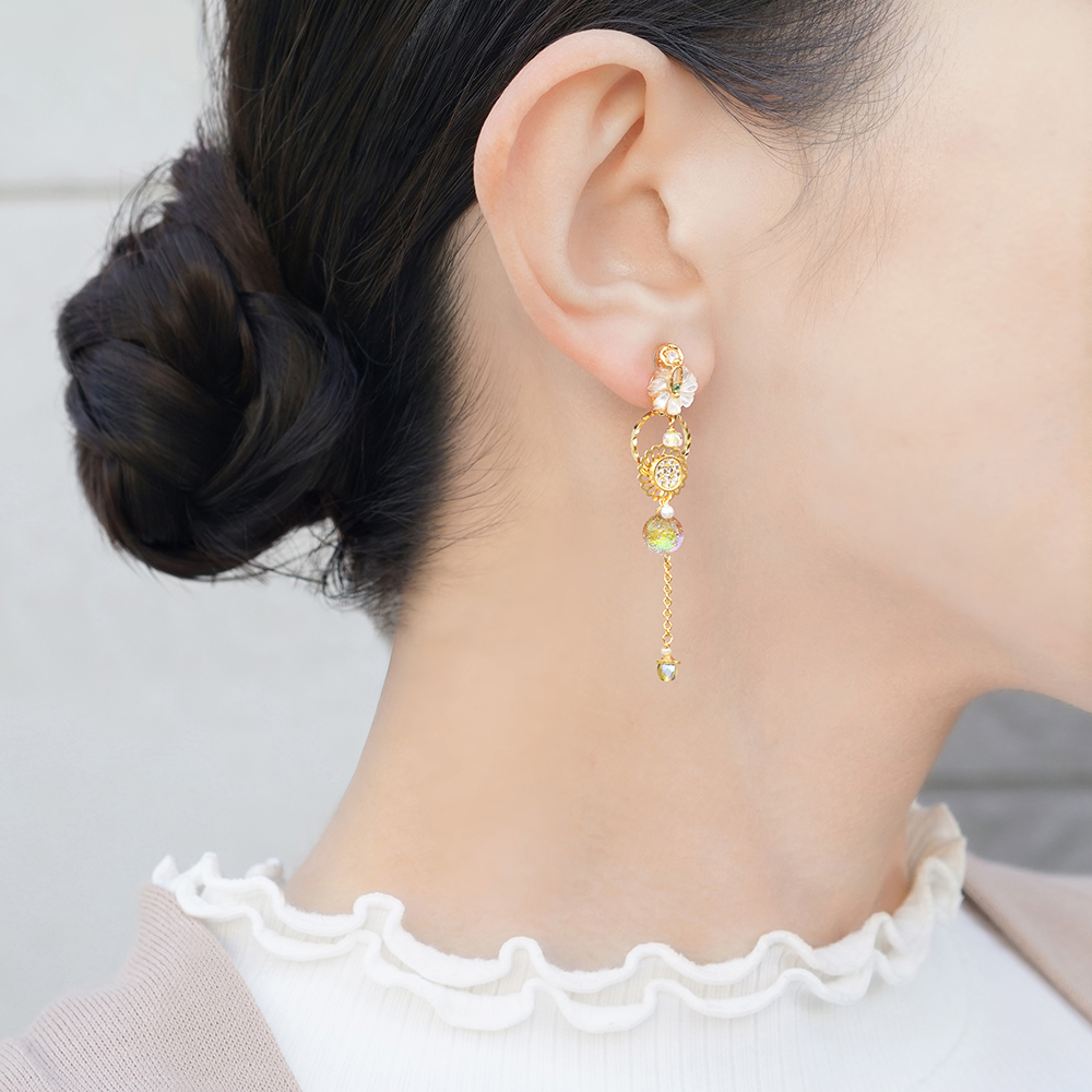 JewelryKyoto onlinestore ピアス ｜ 黄色のマーガレット［ピアス